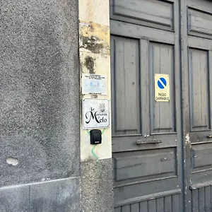 Appartamento La Mansarda Di Melo, Aeroporto di Catania Fontana Rossa